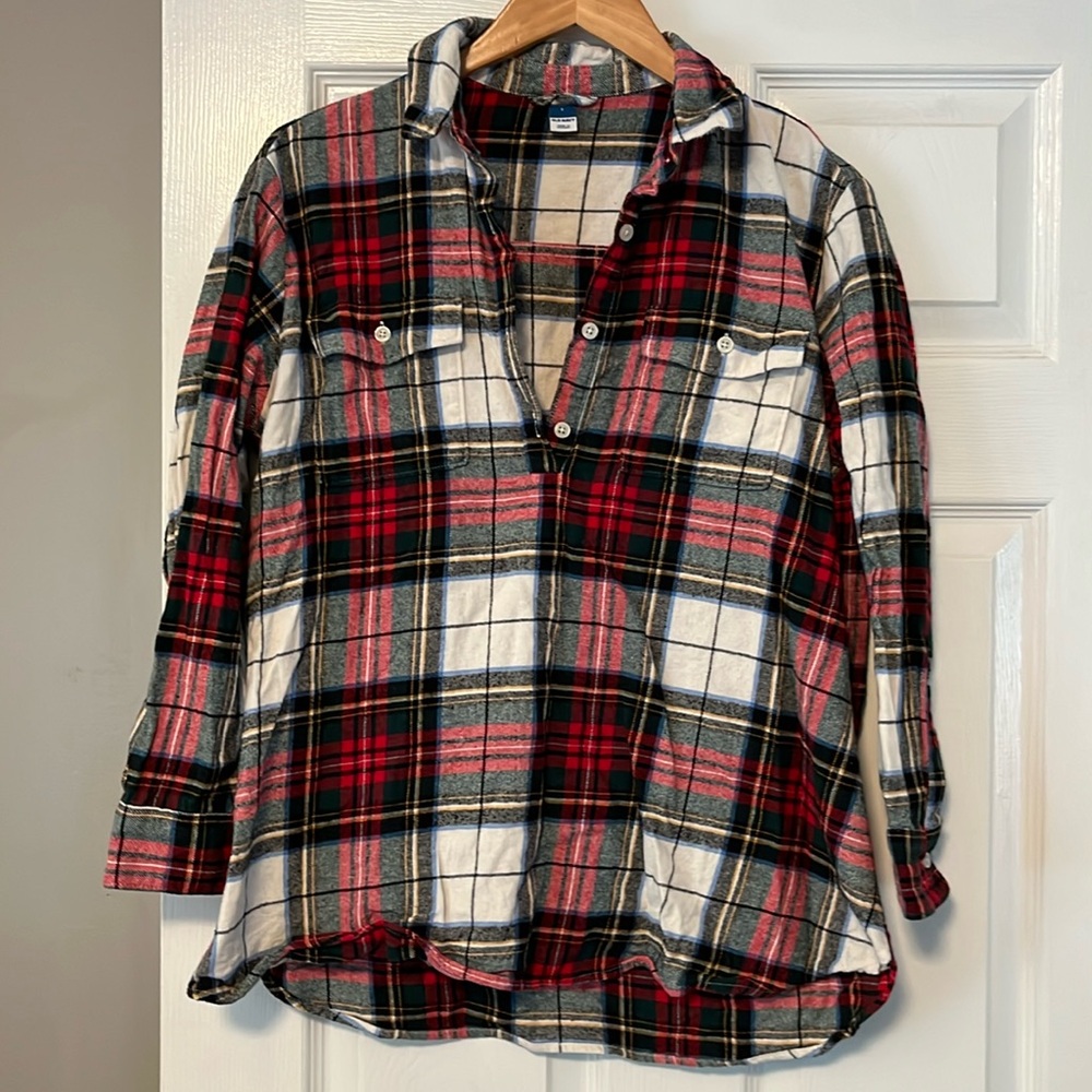 Old Navy Flannel Maternity Top
